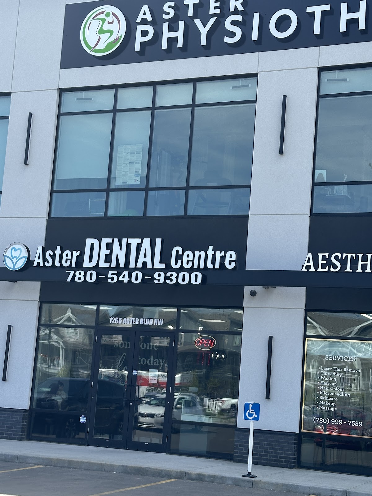 Aster Dental Centre dental clinic in Edmonton - Photo 7