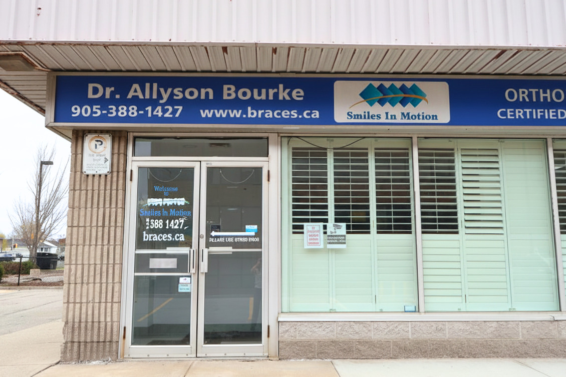 Smiles in Motion Orthodontic Office - Trusted & Best Orthodontist in Brantford dental clinic in Brantford - Photo 3