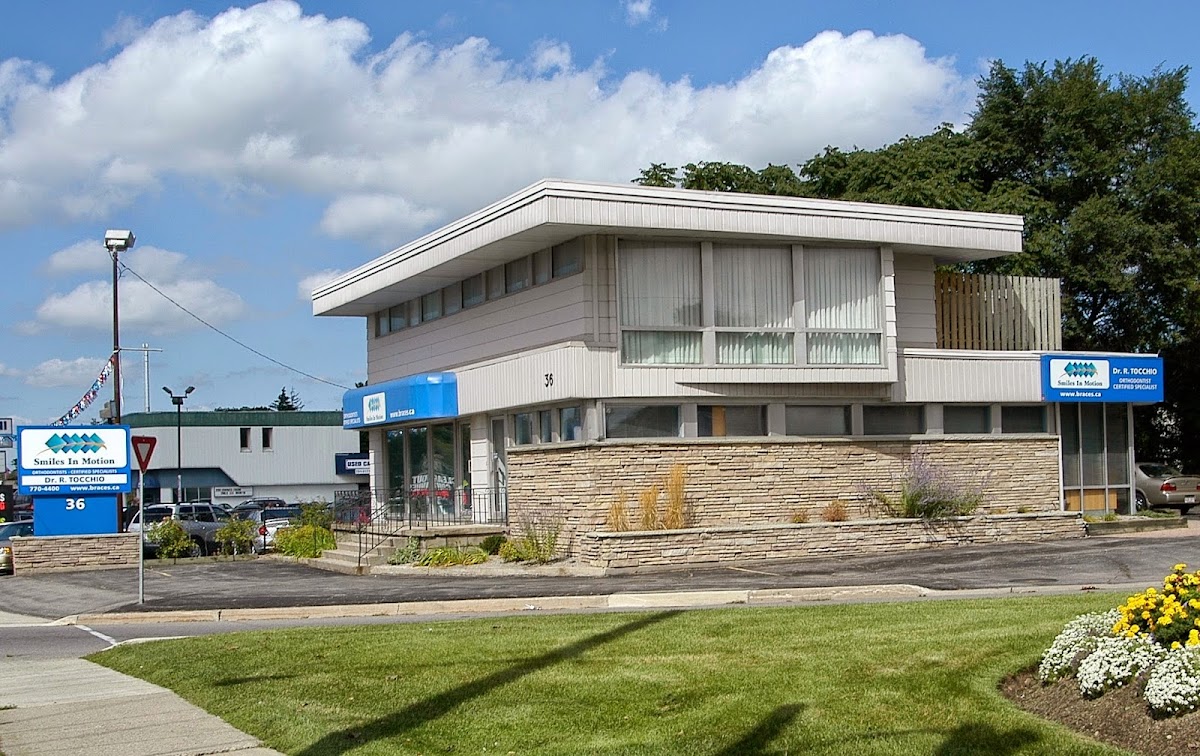 Smiles in Motion Orthodontic Office - Trusted & Best Orthodontist in Brantford dental clinic in Brantford - Photo 4