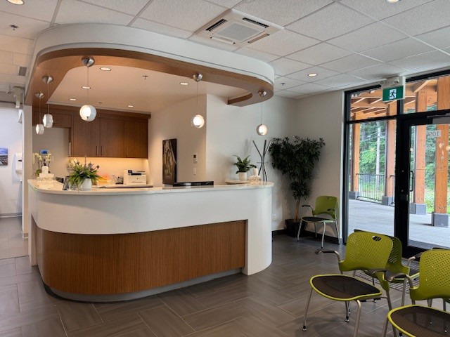 Lumina Orthodontics Goldstream dental clinic in Victoria - Photo 2