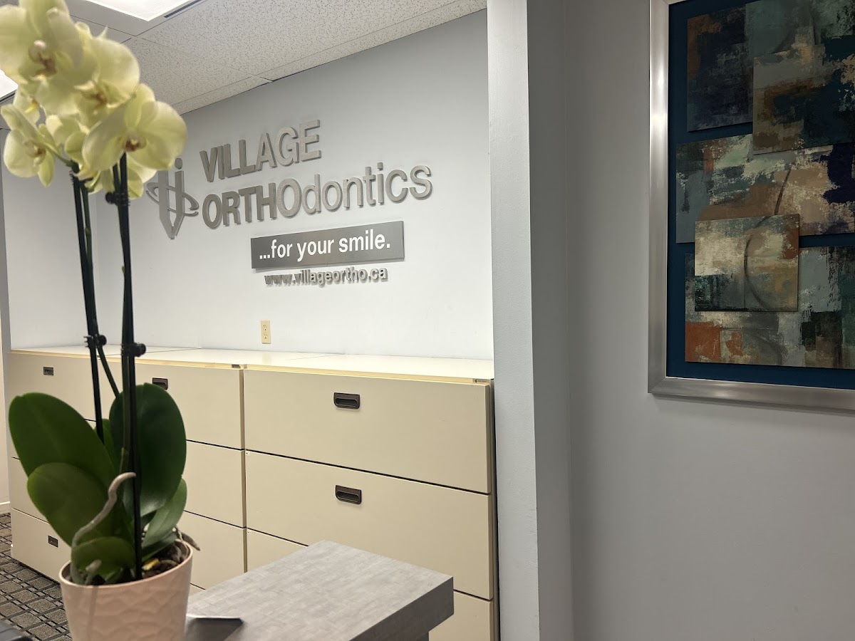 Village Orthodontics - Brampton dental clinic in Brampton - Photo 1