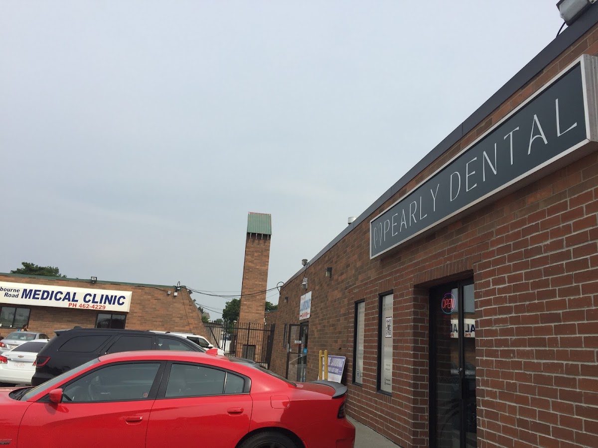 Pearly Dental Mill Woods dental clinic in Mill Woods - Photo 6