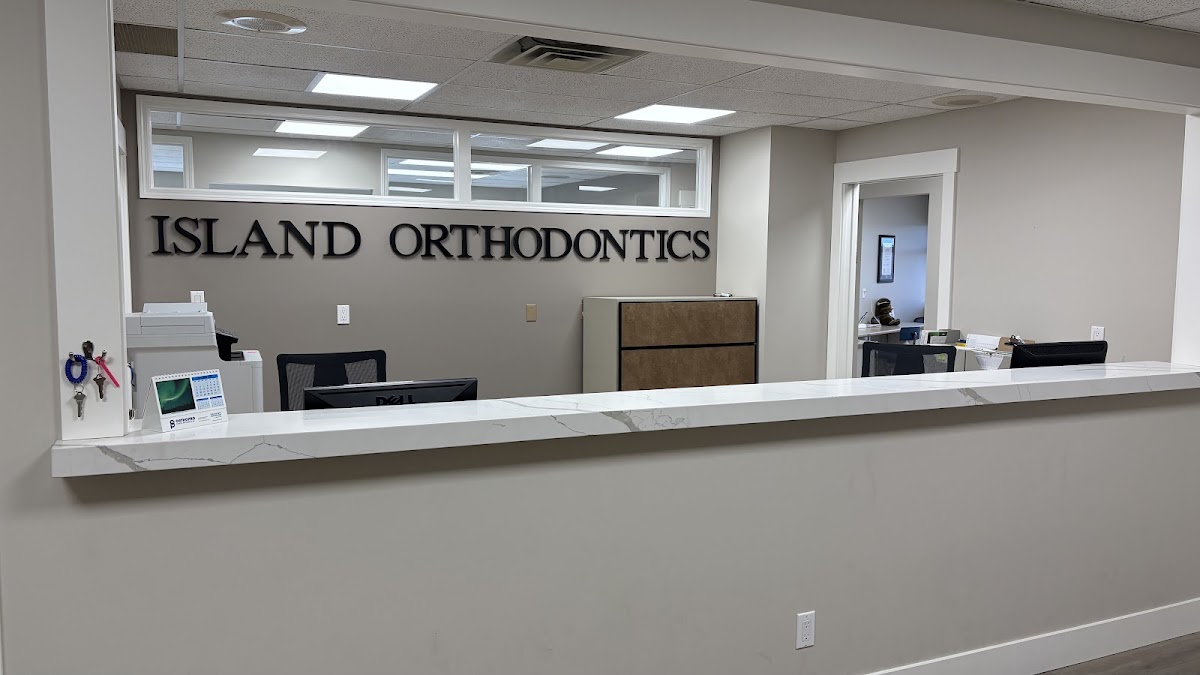 Rosang Vohn Dr Orthodontist dental clinic in Sidney - Photo 2