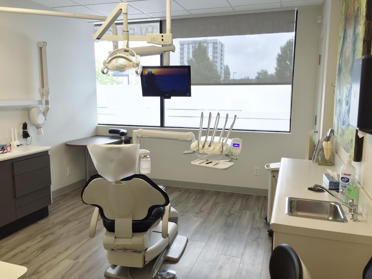 Midtown Kelowna Dental dental clinic in Kelowna - Photo 3