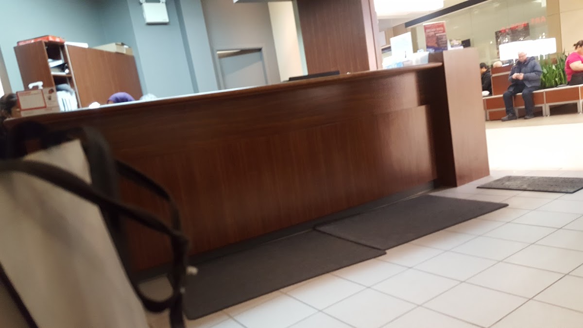 Kingsway Dental Centre dental clinic in Edmonton - Photo 10