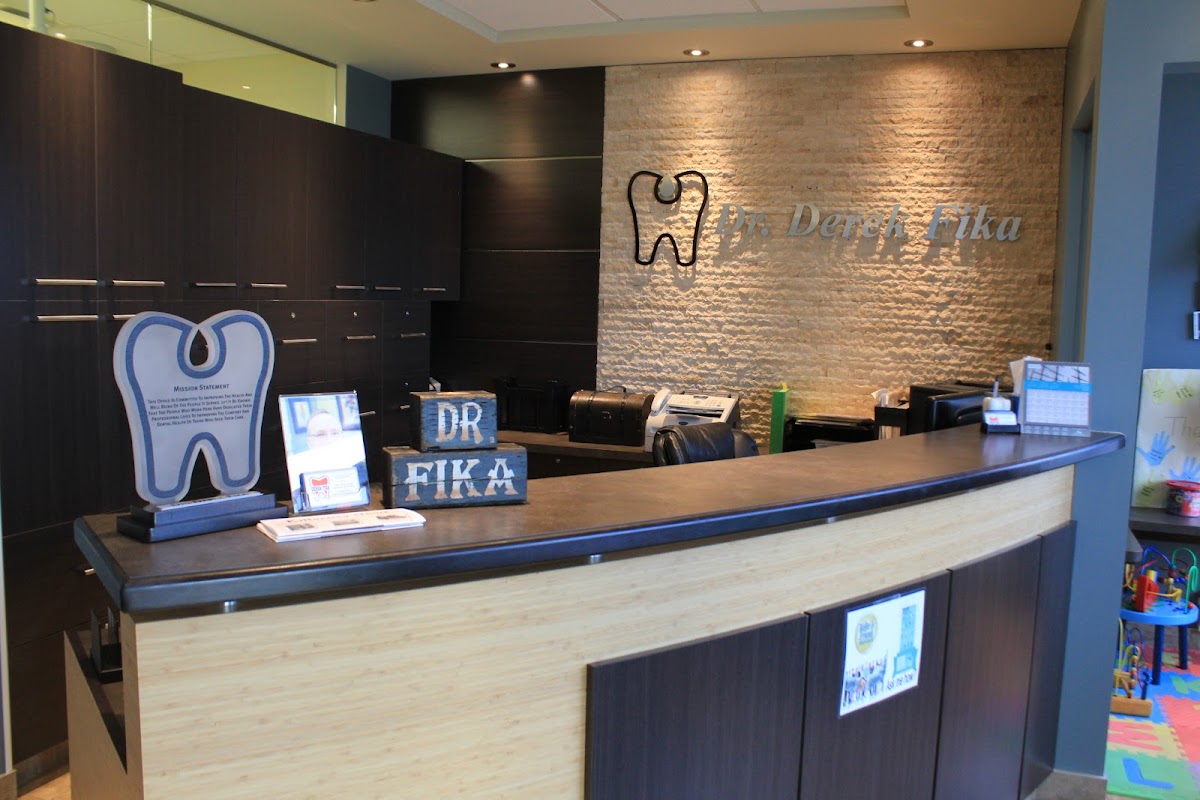 Dr. Derek Fika Family Dentistry dental clinic in Edmonton - Photo 3