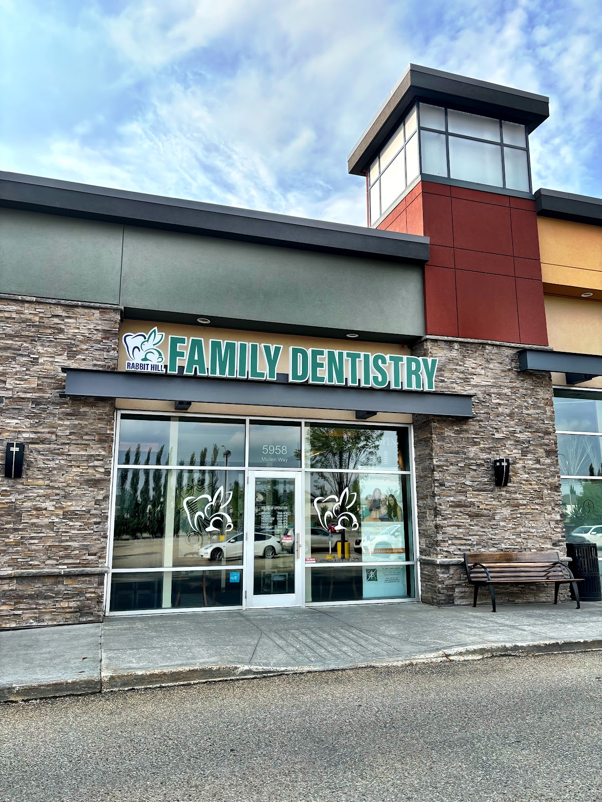 Rabbit Hill Family Dentistry dental clinic in Edmonton - Photo 2
