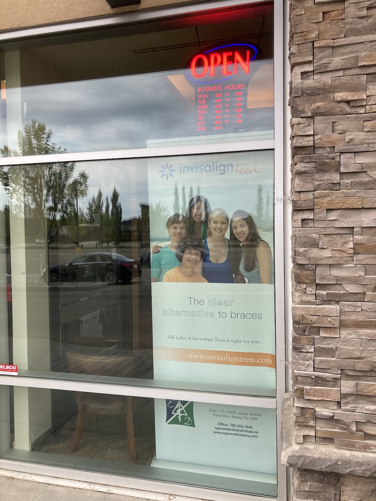 Rabbit Hill Family Dentistry dental clinic in Edmonton - Photo 9