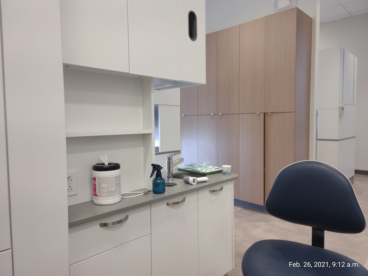 Allard Station Dental dental clinic in Edmonton - Photo 8