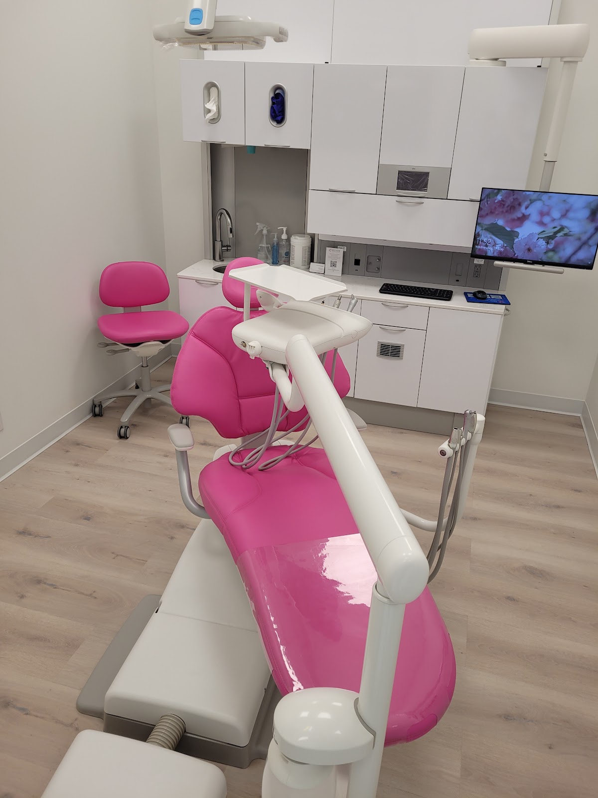 Bloom Dental Wellness dental clinic in Edmonton - Photo 10