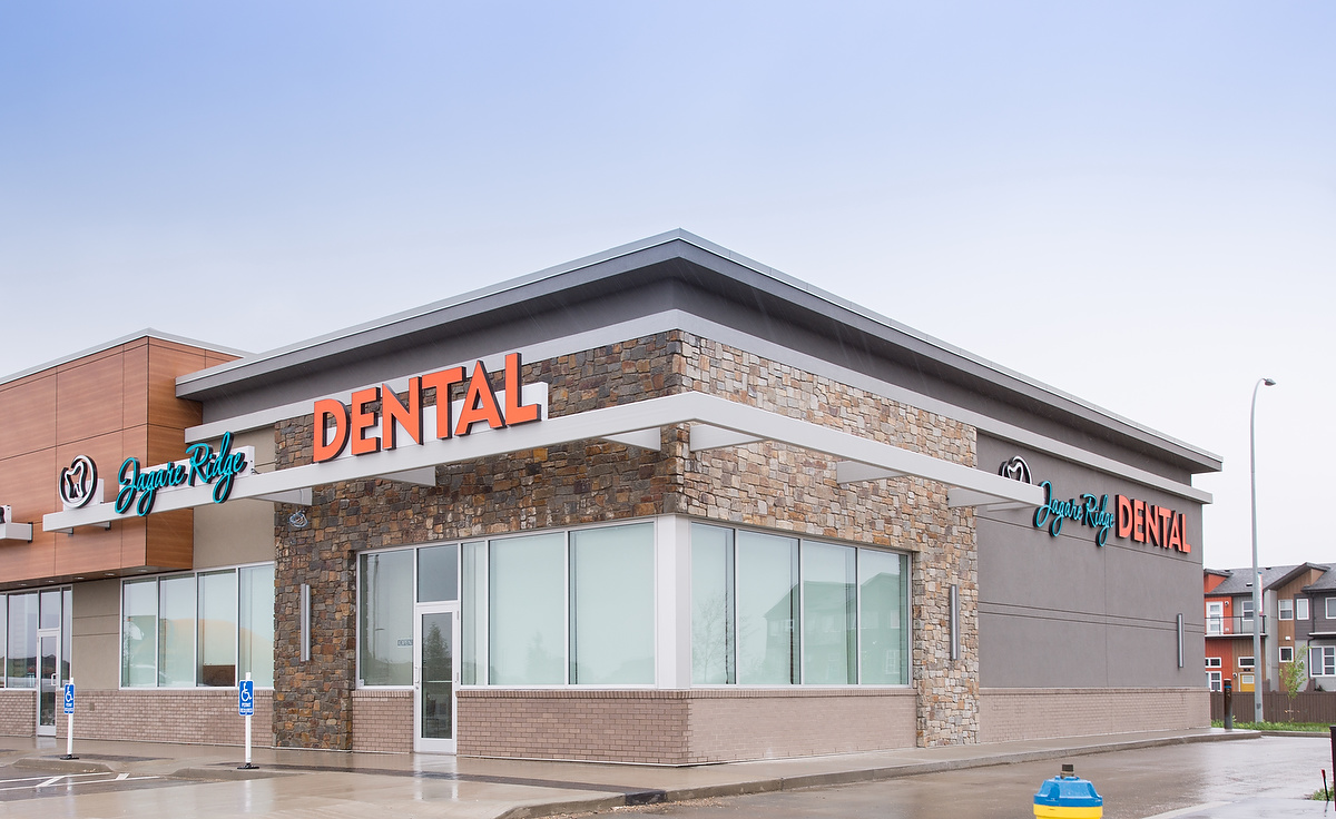 Jagare Ridge Dental dental clinic in Edmonton - Photo 1