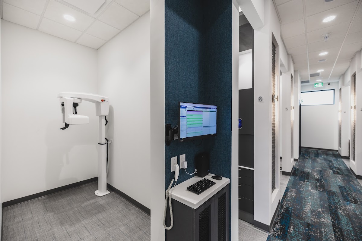 Smart Dental Art Ambleside dental clinic in Edmonton - Photo 5