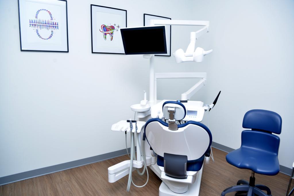 Flourish Dental - Ambleside Dentists dental clinic in Edmonton - Photo 9
