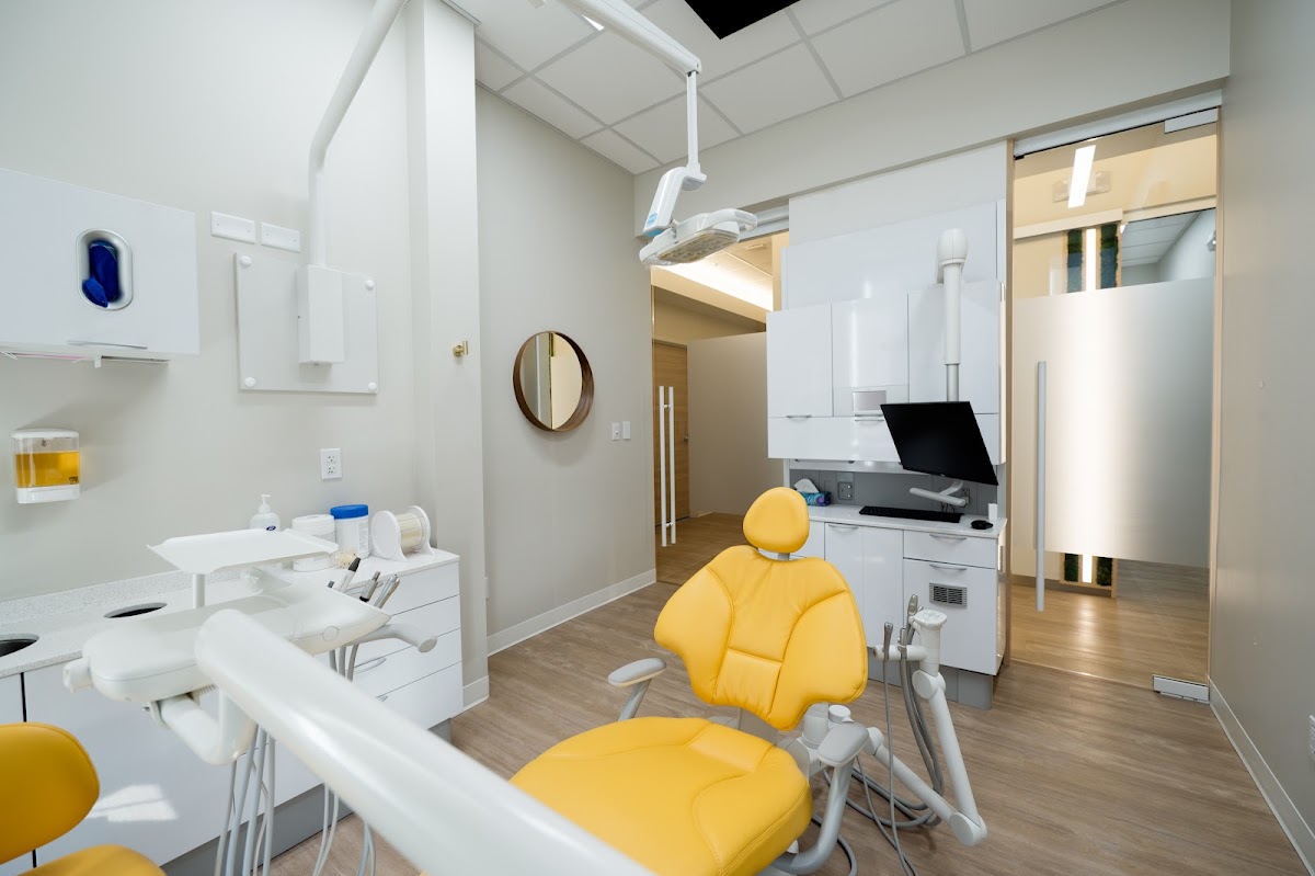 Newbury Dental dental clinic in Edmonton - Photo 2