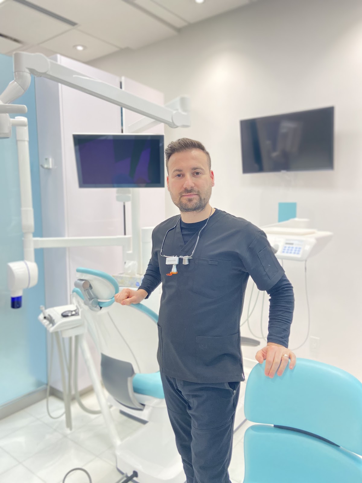 D&D Dental Clinic dental clinic in Mill Woods - Photo 1