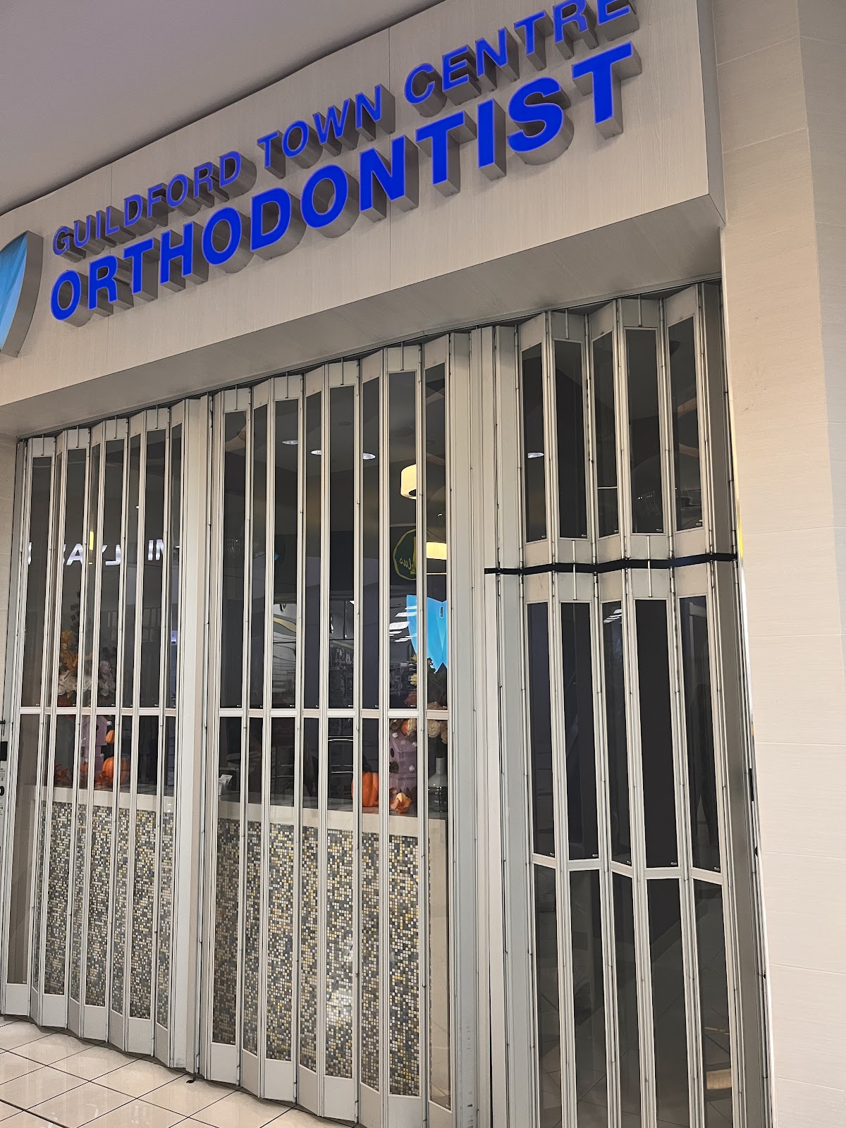 Guildford Town Centre Orthodontist dental clinic in Surrey - Photo 10