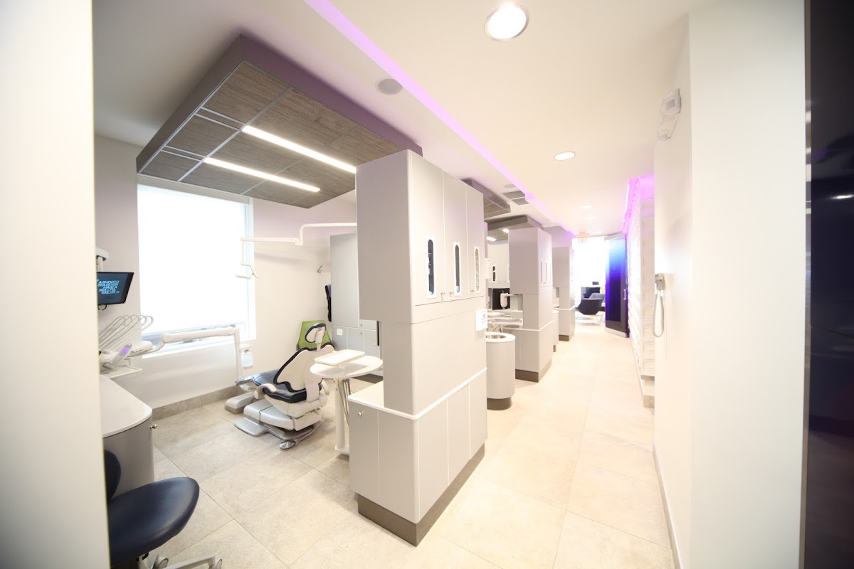 Urban Smiles dental clinic in Edmonton - Photo 6
