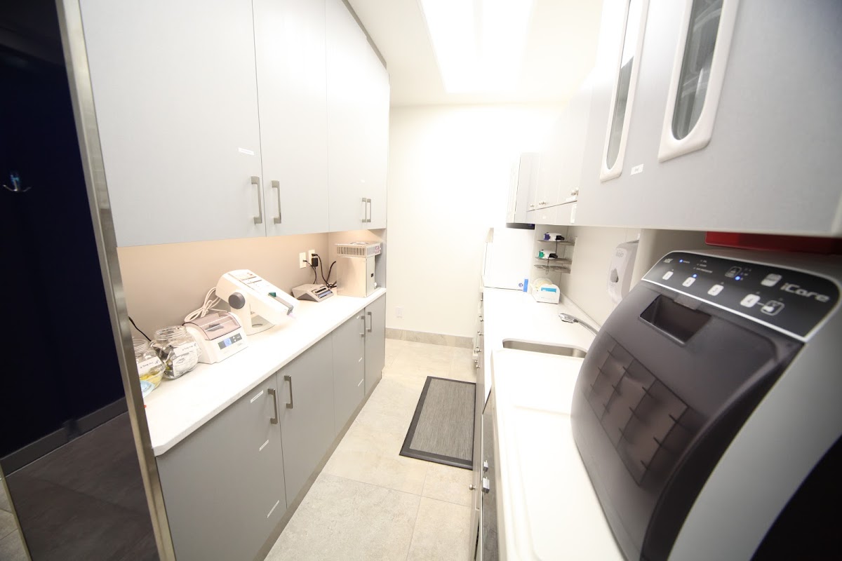 Urban Smiles dental clinic in Edmonton - Photo 8