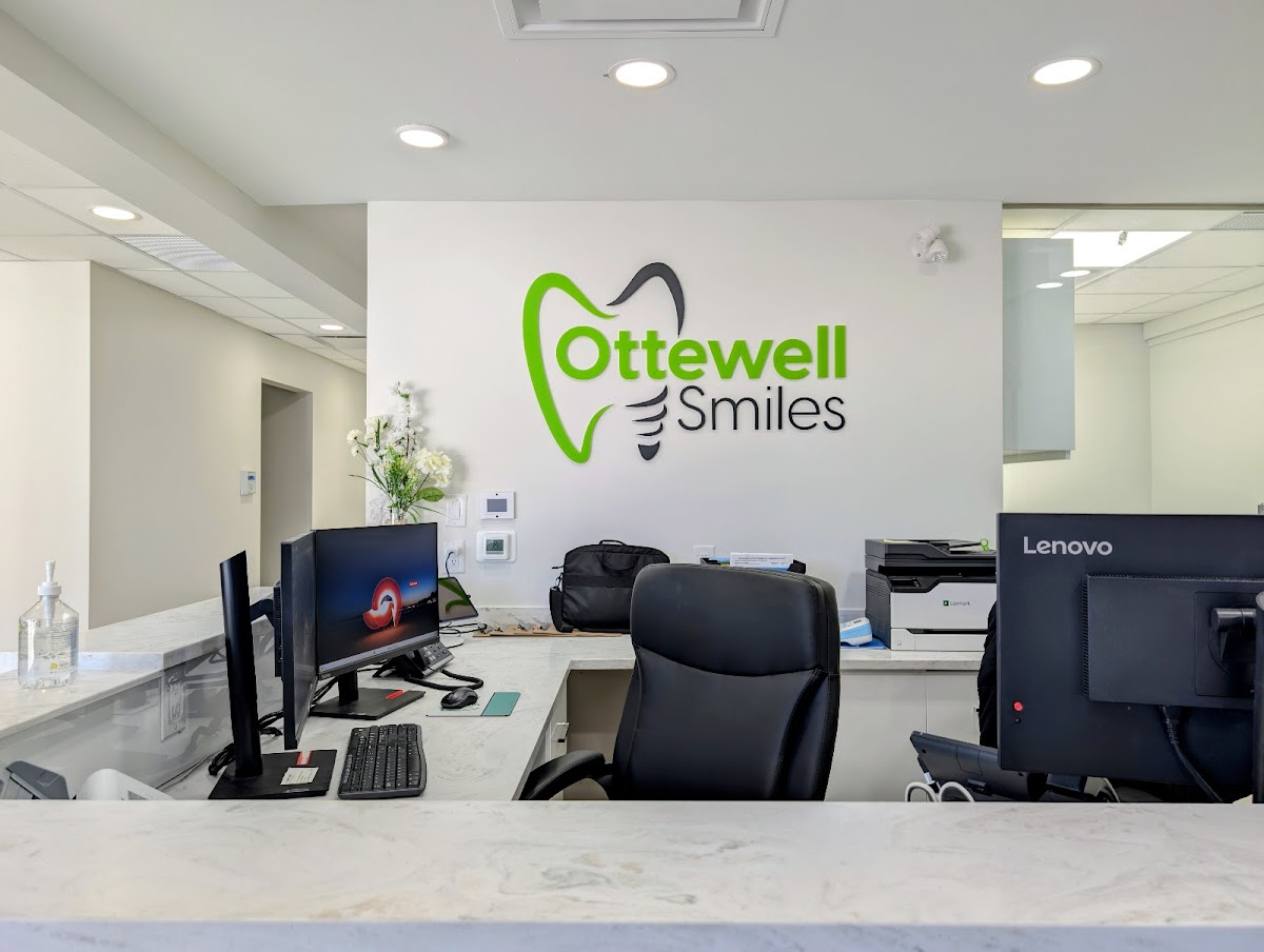 Ottewell Smiles dental clinic in Edmonton - Photo 1