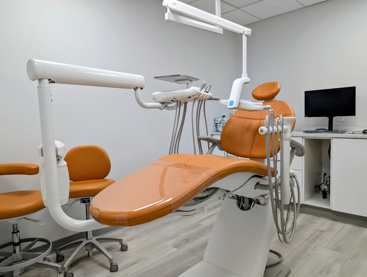 Ottewell Smiles dental clinic in Edmonton - Photo 3