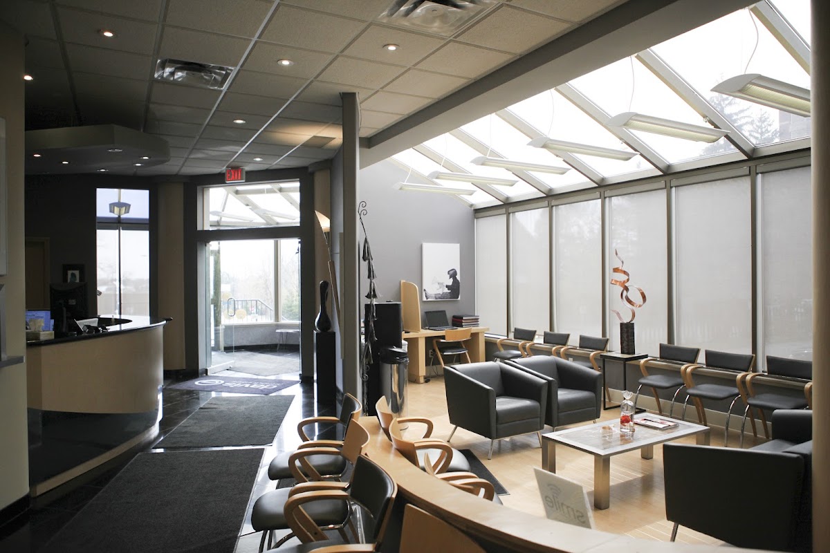 Davis Orthodontics - Richmond Hill dental clinic in Richmond Hill - Photo 4