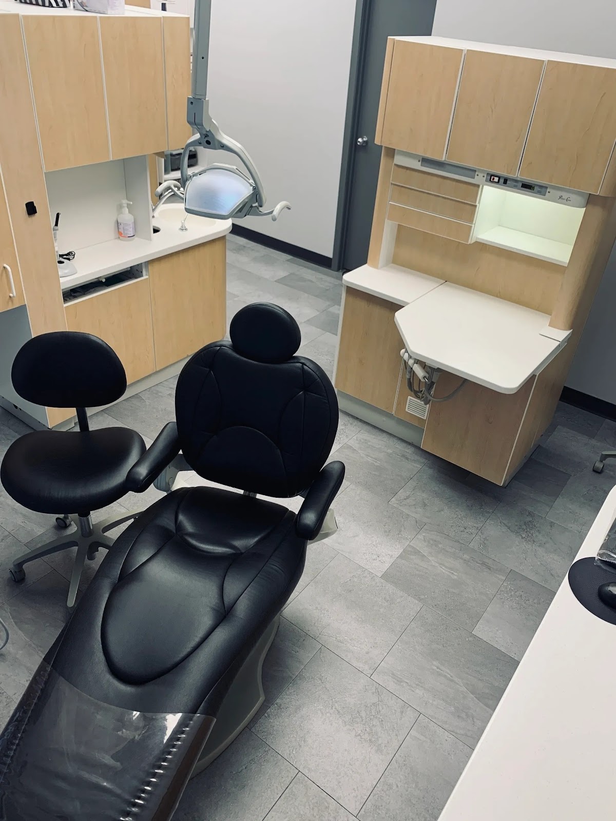 La Perle Dental Centre dental clinic in Edmonton - Photo 6