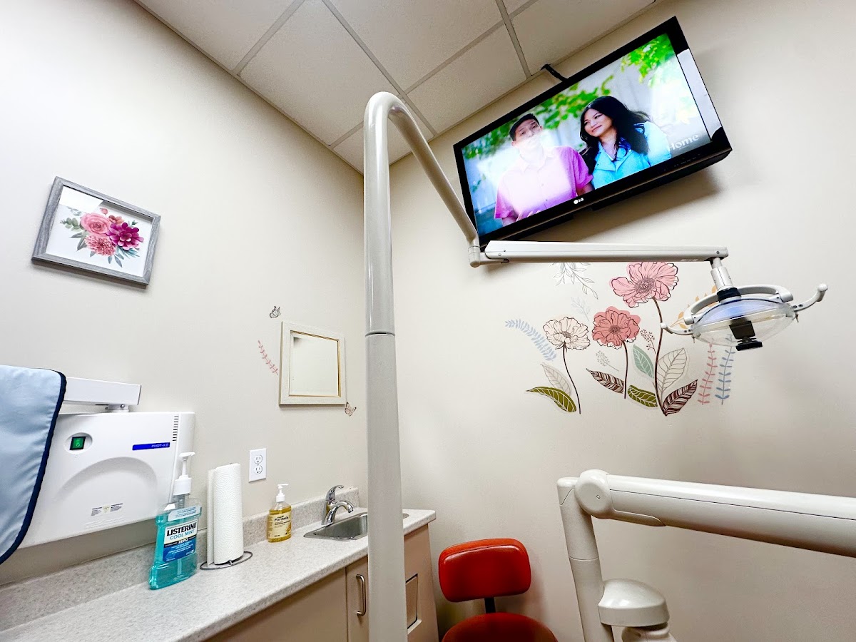 Dentistry on Elgin - Best Family Dental Clinic in Cambridge | Cosmetic Dentistry | Dental Cleaning | Root Canal Treatment dental clinic in Cambridge - Photo 3