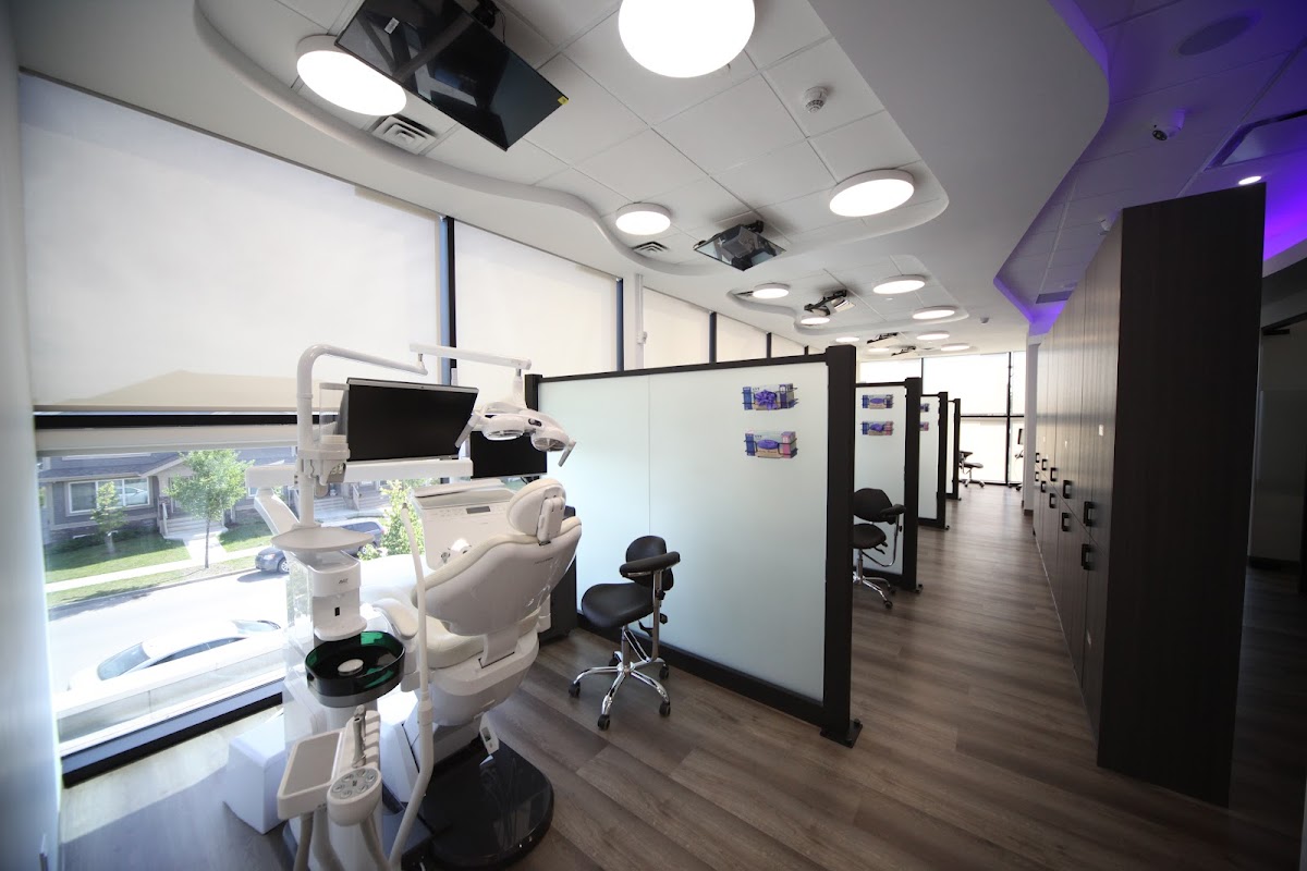 Sphinx Orthodontics North Edmonton dental clinic in Edmonton - Photo 1