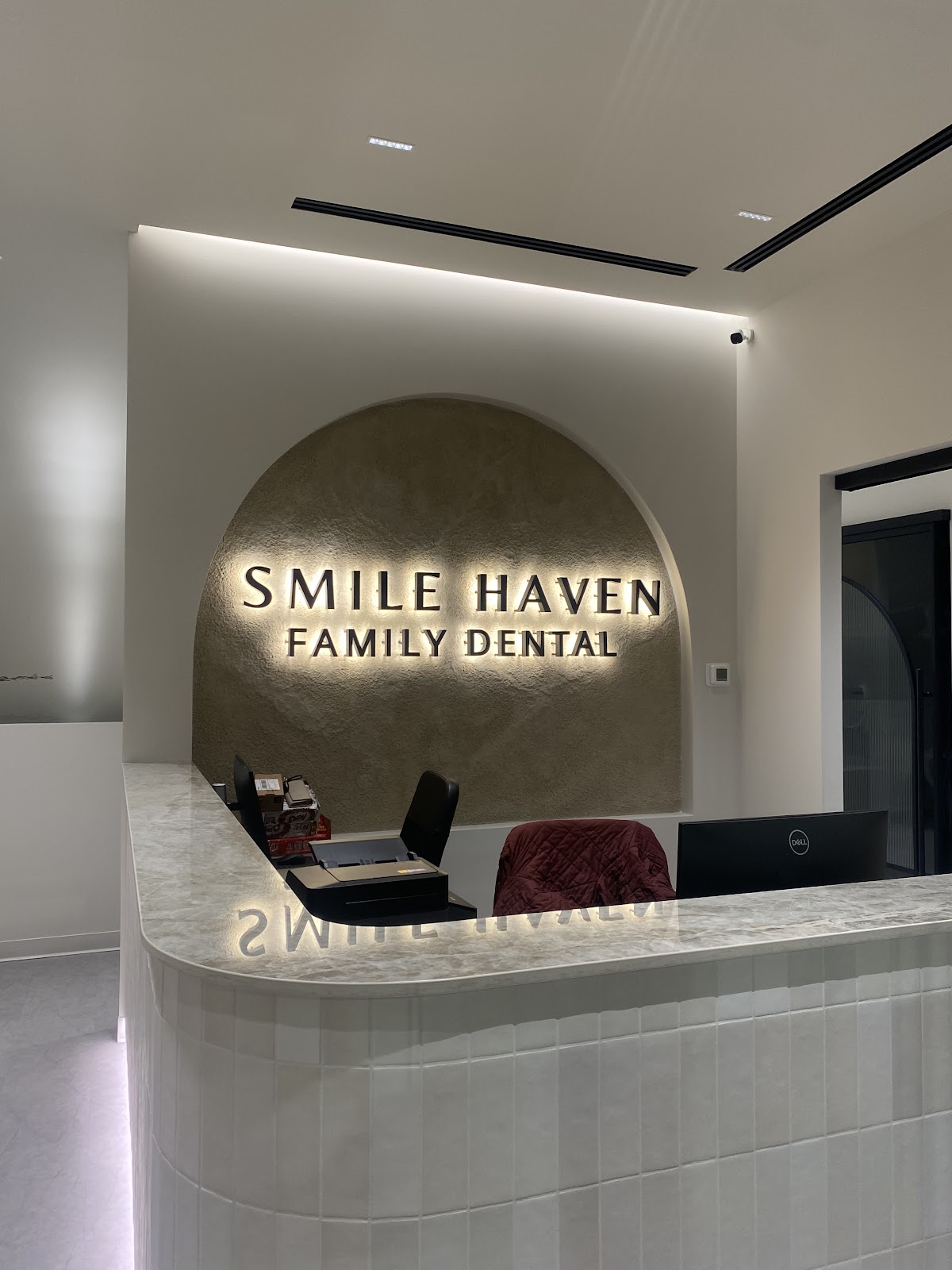 Smile Haven Family Dental dental clinic in Edmonton - Photo 2