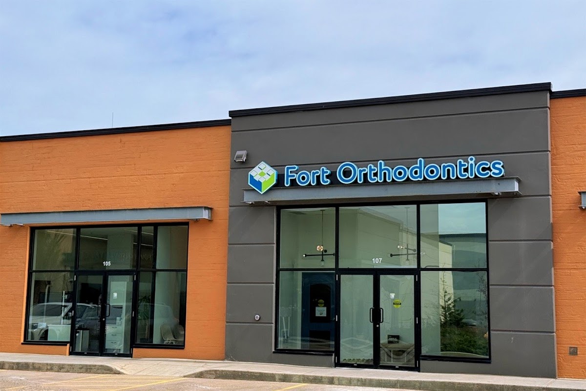 Fort Orthodontics dental clinic in Fort Saskatchewan - Photo 1