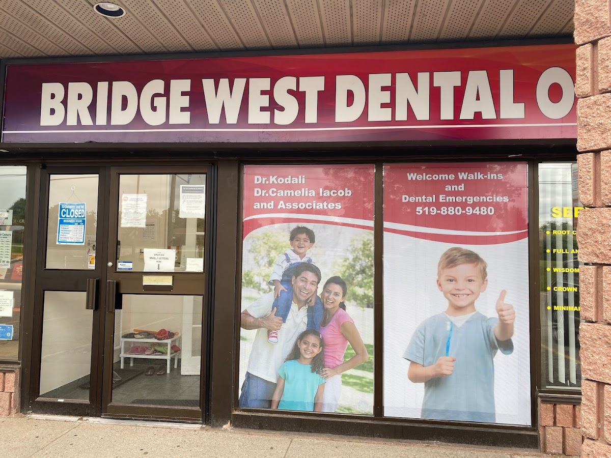 Bridge West Dental Office dental clinic in Waterloo - Photo 1