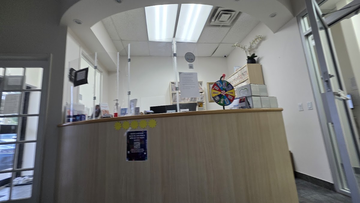 Bridge West Dental Office dental clinic in Waterloo - Photo 4
