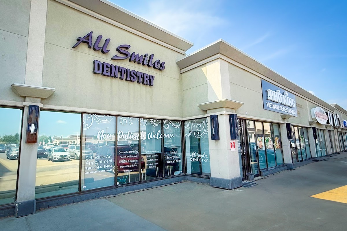 All Smiles Dentistry dental clinic in Edmonton - Photo 1