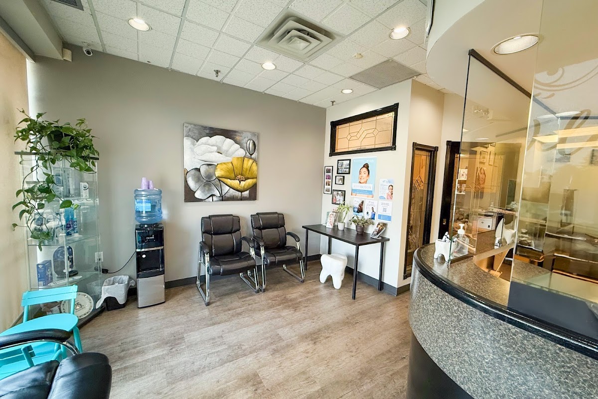 All Smiles Dentistry dental clinic in Edmonton - Photo 2