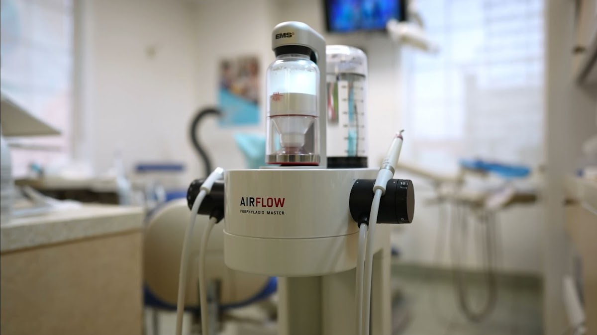 Great Smile Family Dental dental clinic in Edmonton - Photo 4