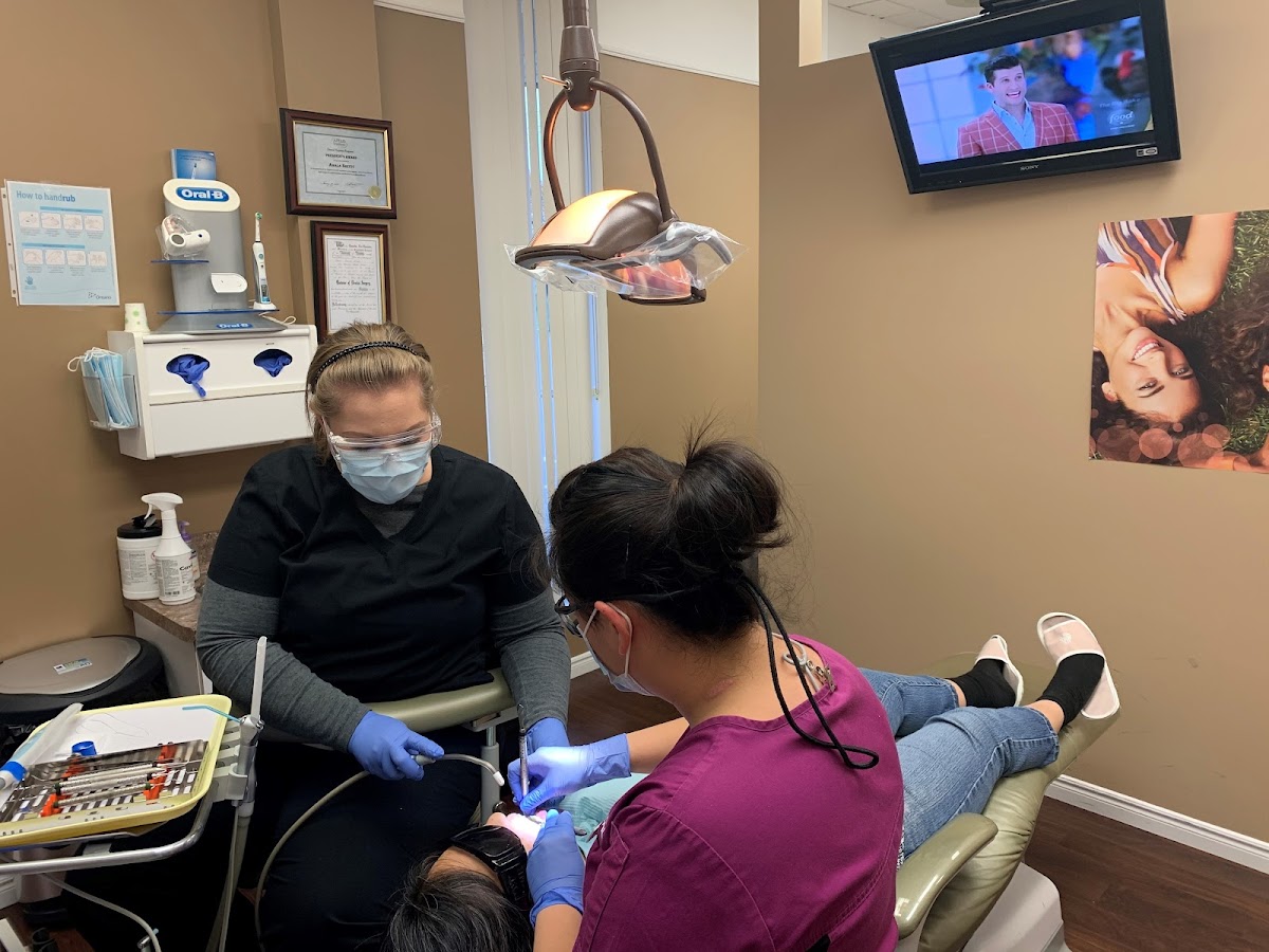 Midtown Smiles Dental Care | Dr. Anil Shetty dental clinic in Kitchener - Photo 3