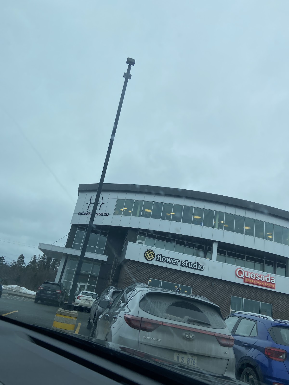 Orthodontic Associates dental clinic in St. John's - Photo 10