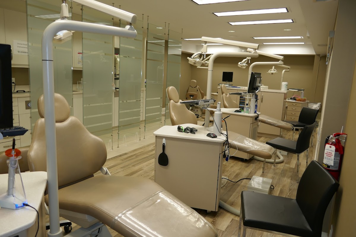 Village Orthodontics - Niagara Falls dental clinic in Niagara Falls - Photo 3