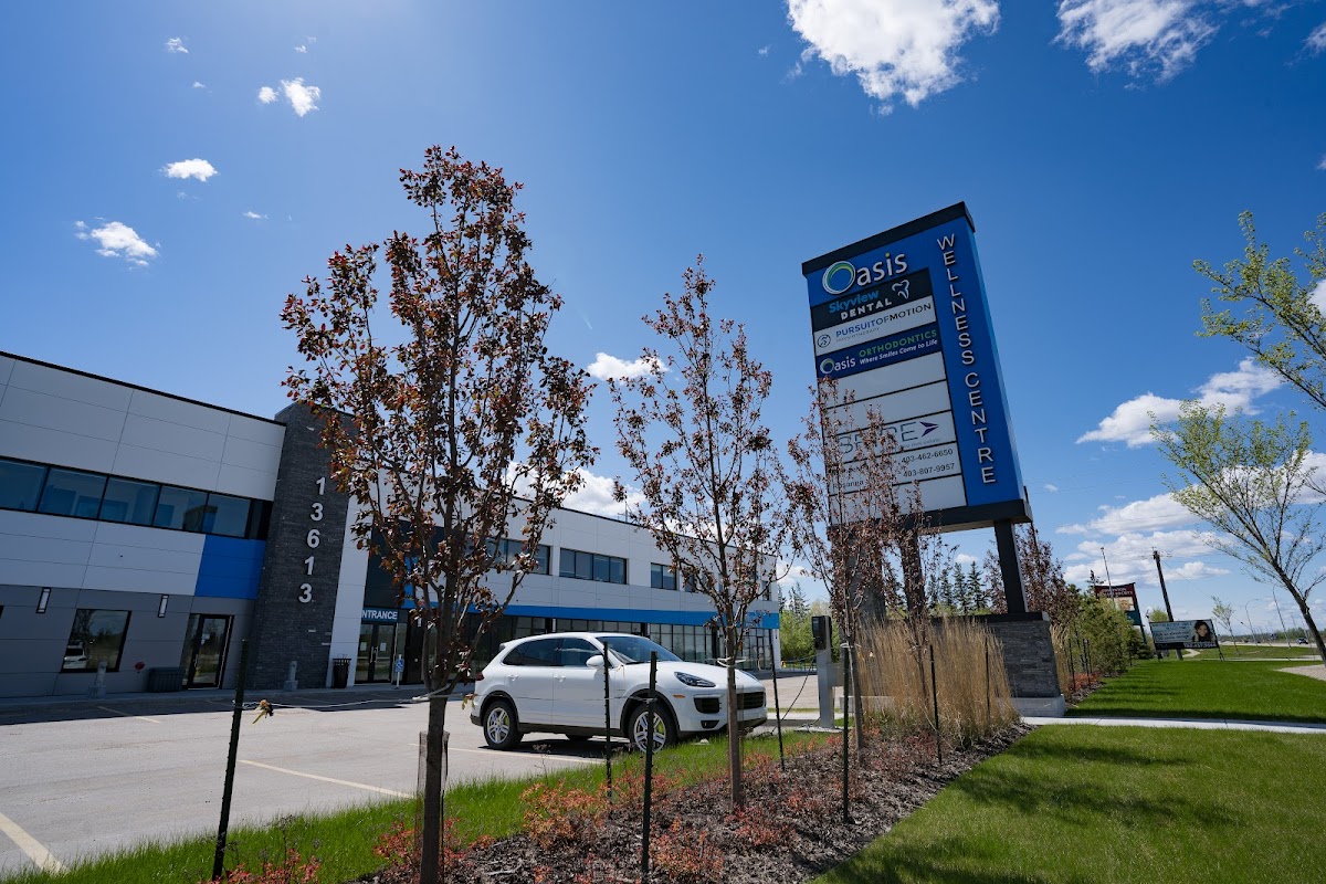 Oasis Orthodontics dental clinic in Edmonton - Photo 3