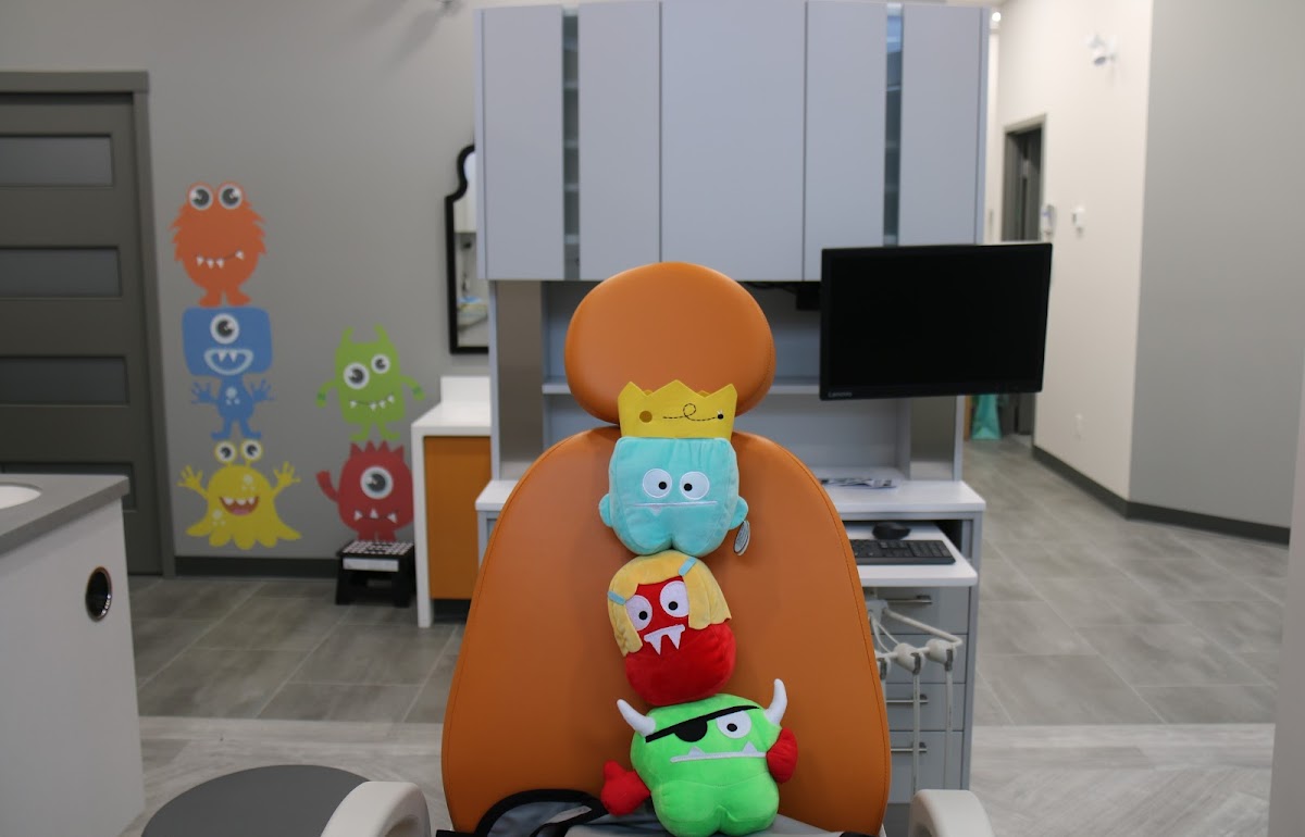 Brush - Floss Dentistry For Children dental clinic in 101 - Photo 6