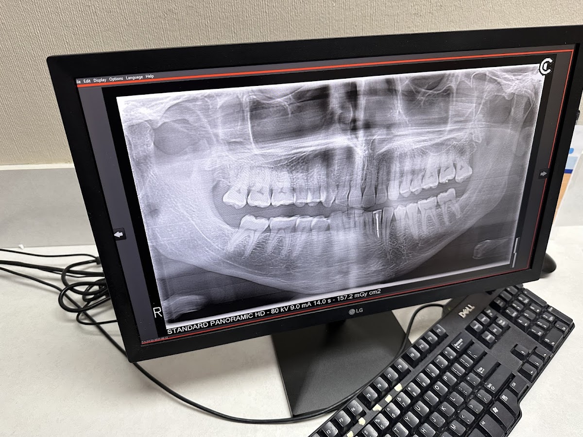 Bower Dental Centre dental clinic in Red Deer - Photo 5