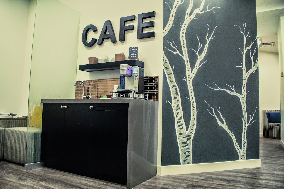 Hucal & Edwards Orthodontics dental clinic in Red Deer - Photo 6