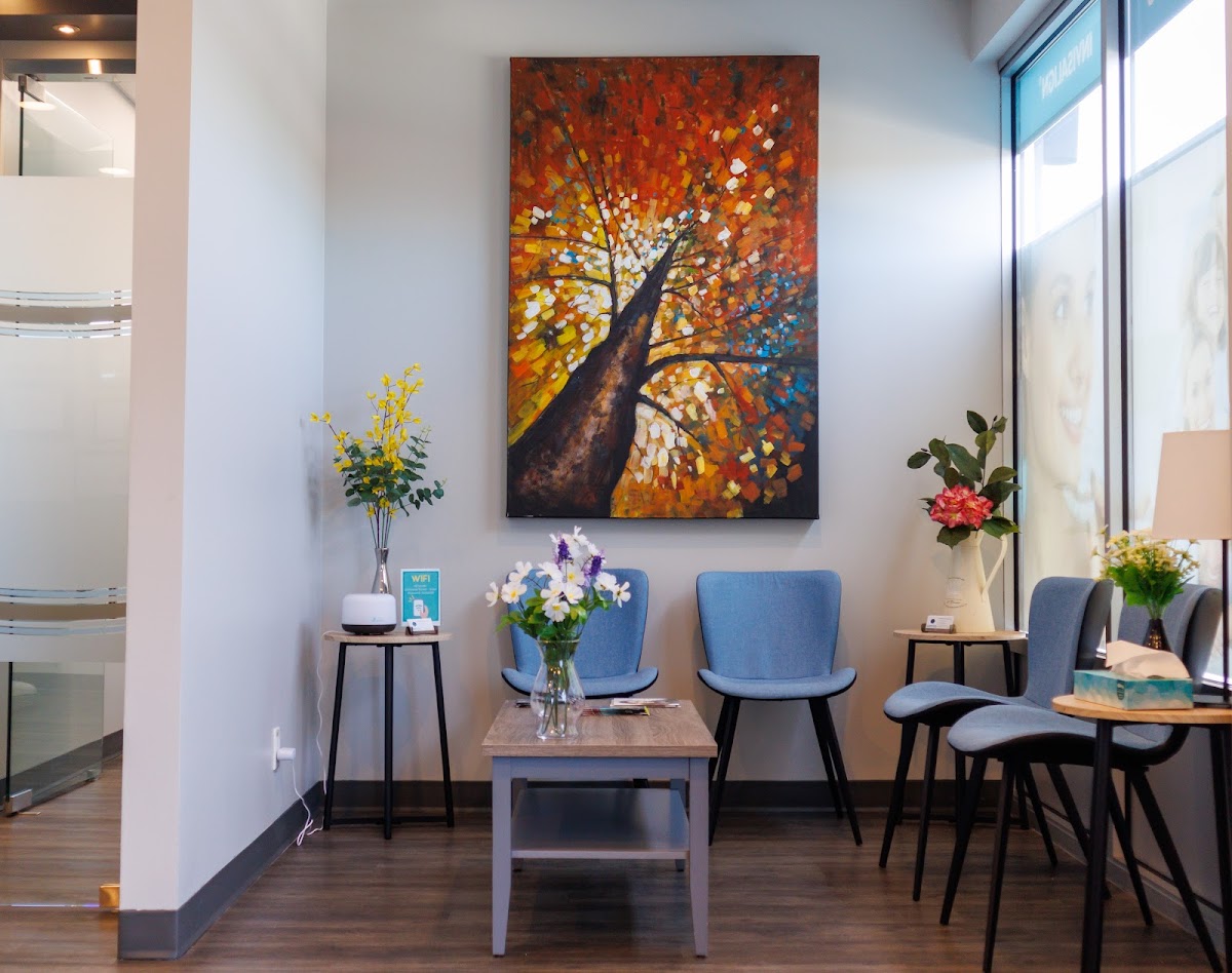 Creekside Dental Care dental clinic in Airdrie - Photo 1