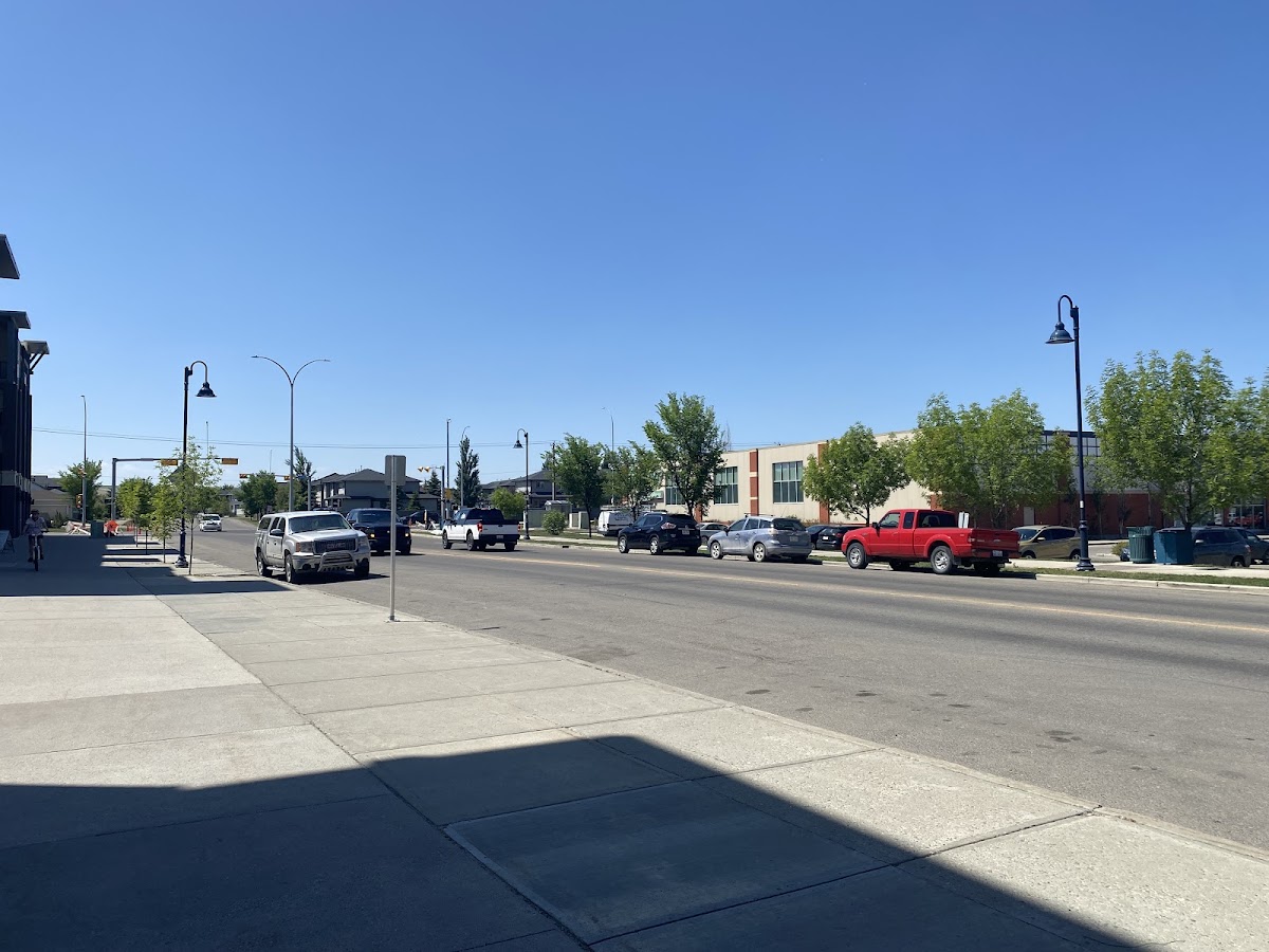 Creekside Dental Care dental clinic in Airdrie - Photo 7
