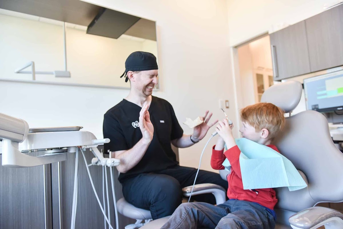 Neighbourhood Dental - Red Deer dental clinic in Red Deer - Photo 3
