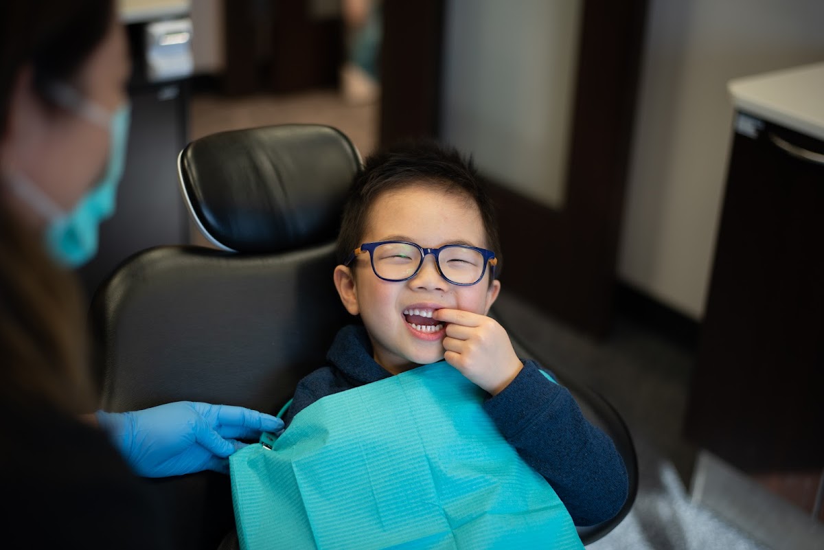 Glenbrook Dental dental clinic in Calgary - Photo 1