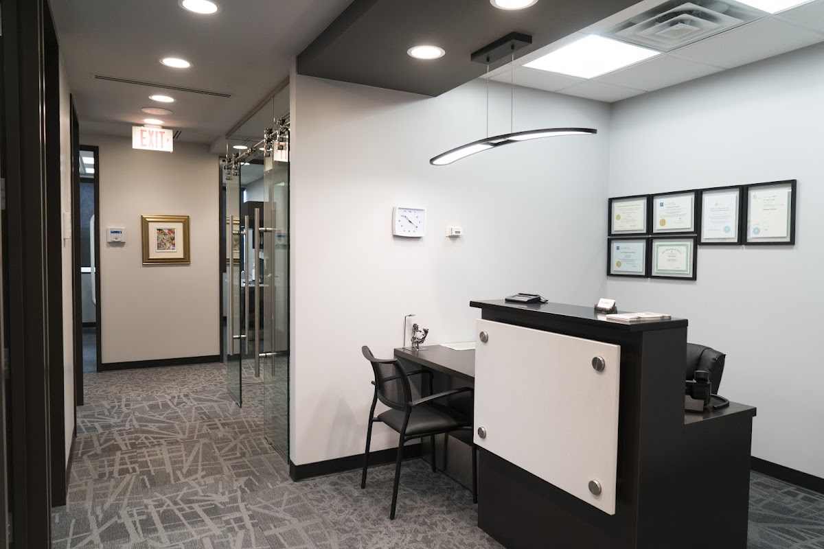 Glenbrook Dental dental clinic in Calgary - Photo 2