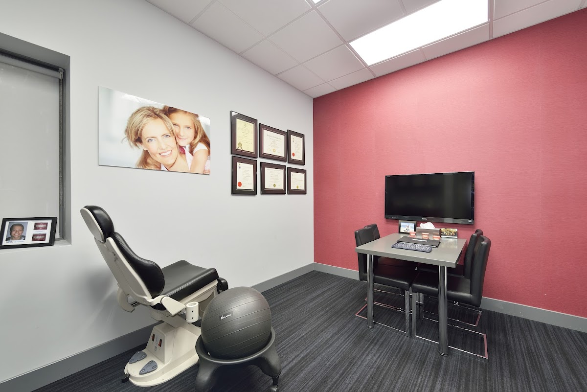docbraces MCO Markham dental clinic in Markham - Photo 6