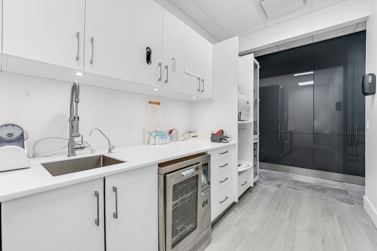 Kensington Dental Choice NW Calgary dental clinic in Calgary - Photo 4
