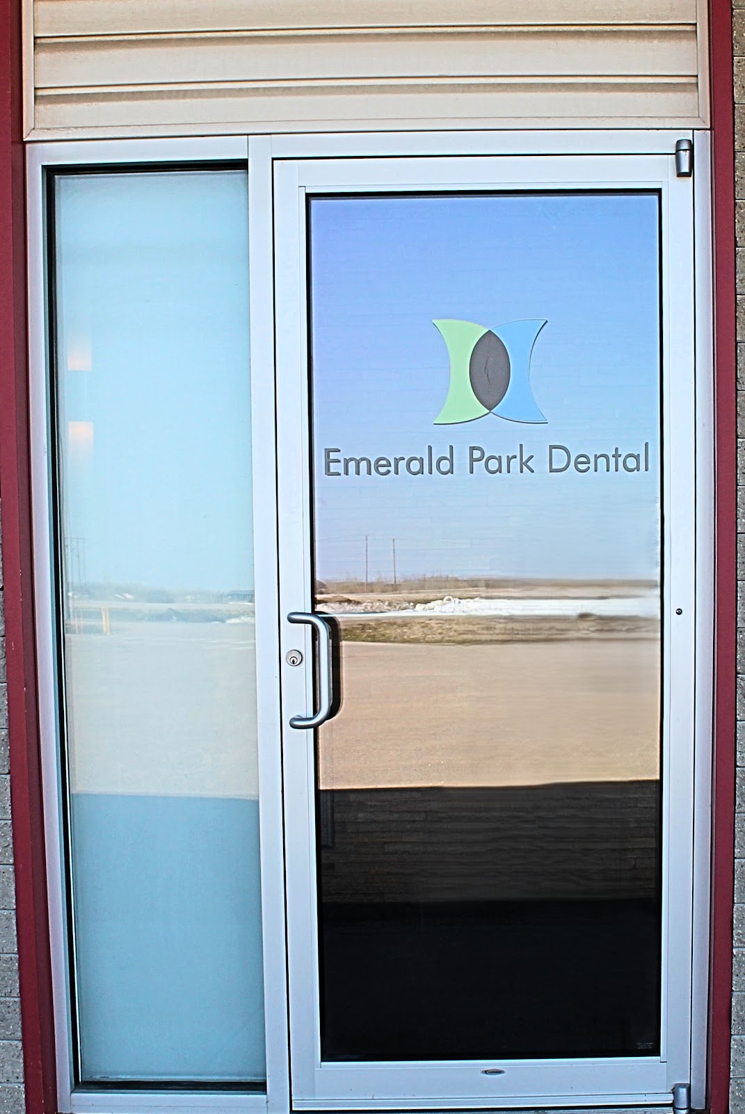 Emerald Park Dental Clinic dental clinic in Emerald Park - Photo 5